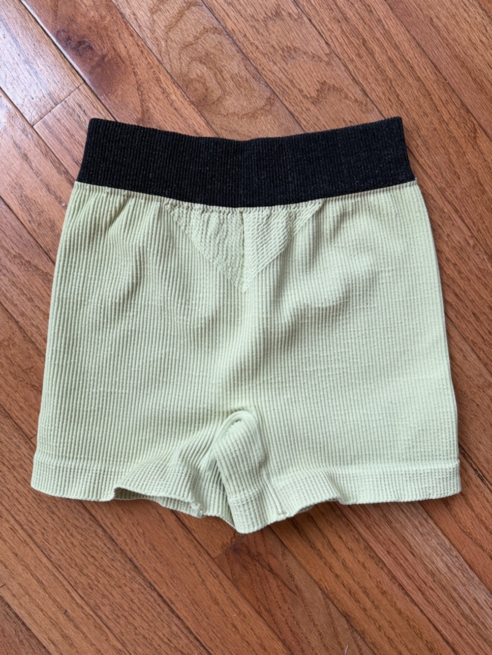 Free People Movement High-Waist Ribbed Women’s Bike Shorts - Picture 2 of 3